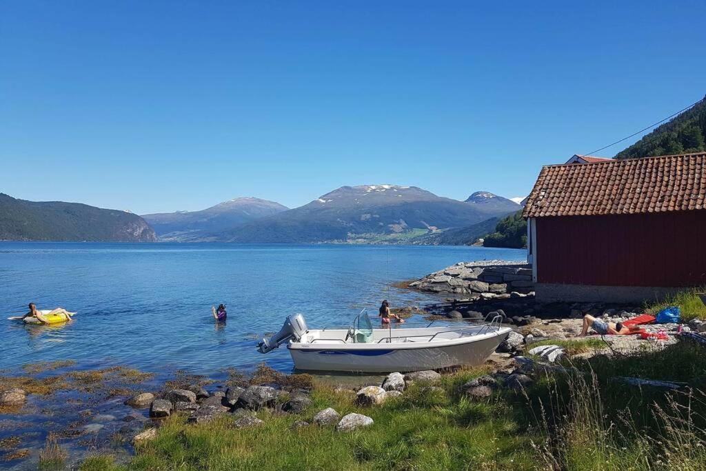 Nordfjordcabins Utvik Exteriör bild